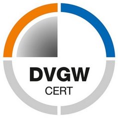 Ein rundes Logo mit orangefarbenem, blauem und grauem Design, das die Aufschrift 'DVGW CERT' enthält.